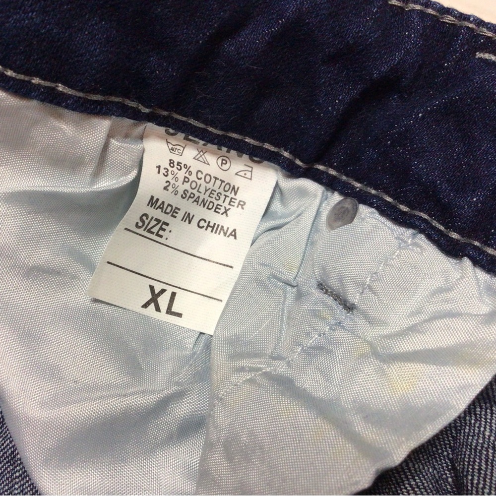 Ladies Distressed Blue Jeans XL (0202) - Picture 8 of 8